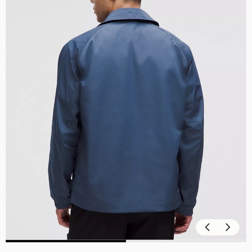 lululemon athletica Coaches Men's Lightweight Jacket - Picture 2 of 6